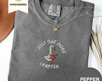 Haftowana koszulka Silly Goose Comfort Colors, prezent dla klubu książki