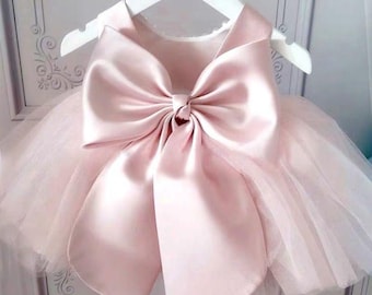 Flower Girl Dress Baby Girl Pink Satin Dress Pearl Tutu Party Dress Tulle Toddler Birthday Gown Sleeveless Gown Removable Bow