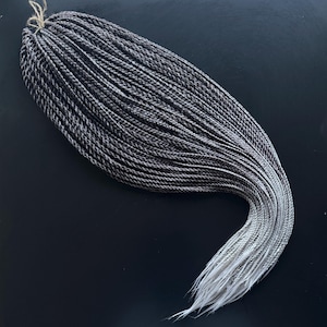 Lot de tresses synthétiques double face et tresses sénégalaises/noir ombré avec pointes grises/Tresses faites à la main/tresses de qualité 25,5 pouces (65 cm)