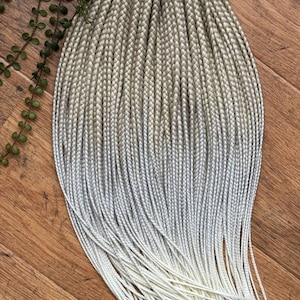 Set of double-sided synthetic braids/ombre blond to gray with white tips/Handmade braiding hair/quality braids 25,5 inch(65cm)