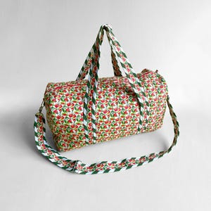 Gesteppte Reisetasche Schnittmuster Größe S Schnittmuster + FreeMotion Quilting Tulip Design