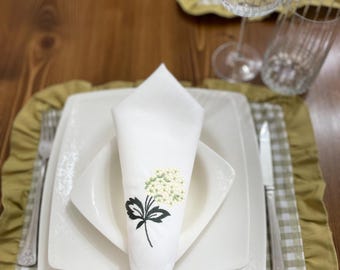 Servilletas de lino bordadas con flores silvestres / Decoración botánica para fiestas