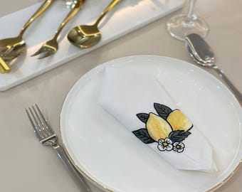Hand-Embroidered Linen Napkin Set – Natural Ecru Table Linen, Elegant Dinner Napkins, Handmade Embroidery