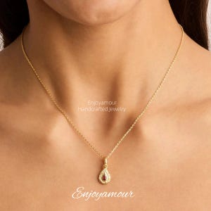 Custom Birthstone Pendant Necklace-18K Gold Teardrop Necklace-Anniversary Family Gift for Mom-Bridal Gift for Grandma-Christmas Gift for Her