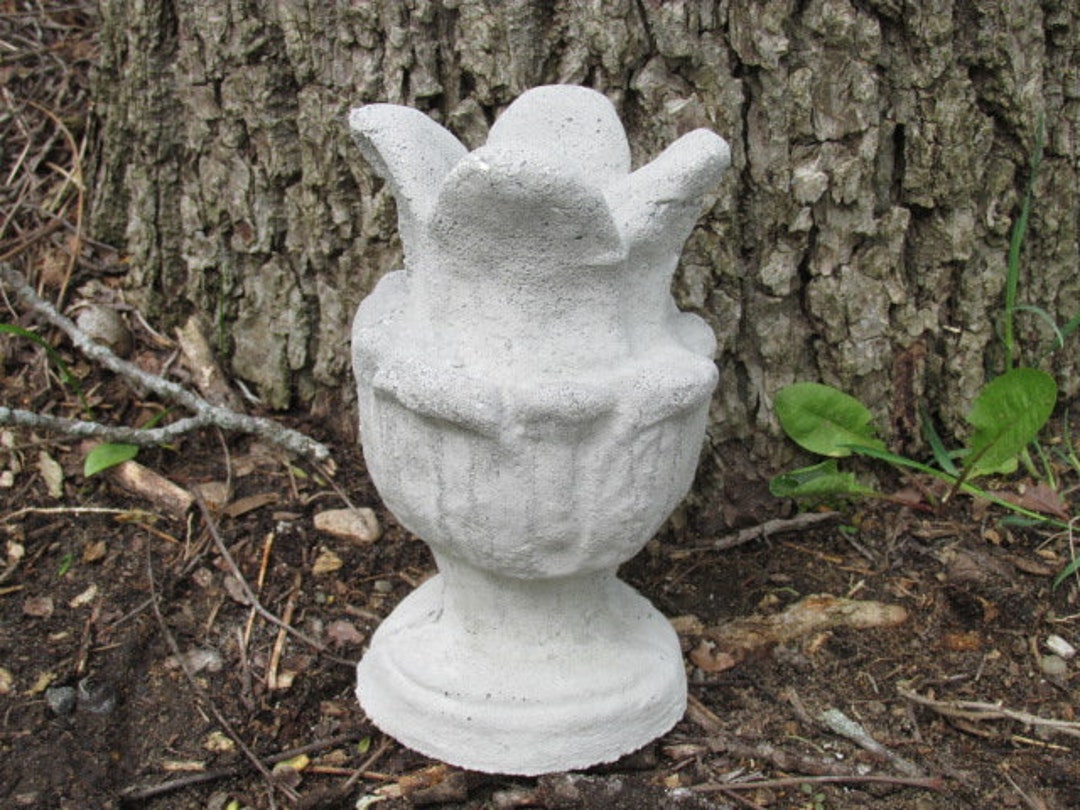 8 Tall Cement Flower Bud Scalloped Top Fountain Topper Garden Art