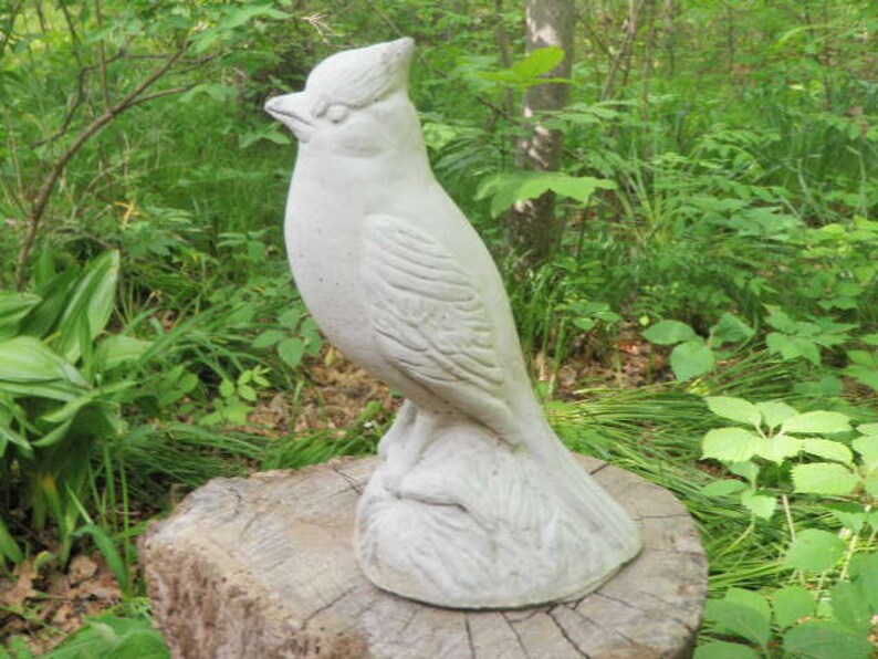garden cardinal statue