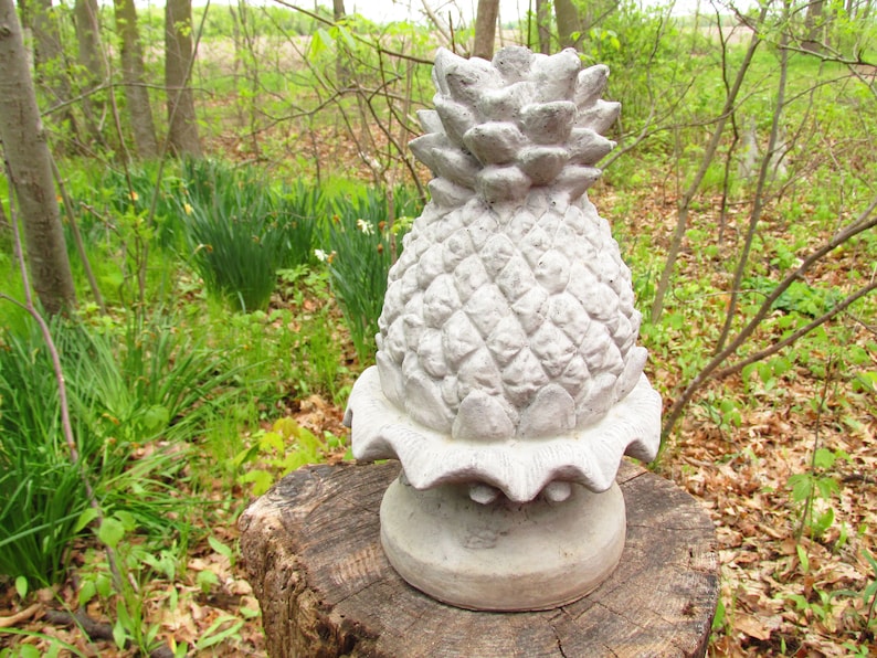 11 Tall Cement Pineapple Fountain Topper Top Finial Etsy