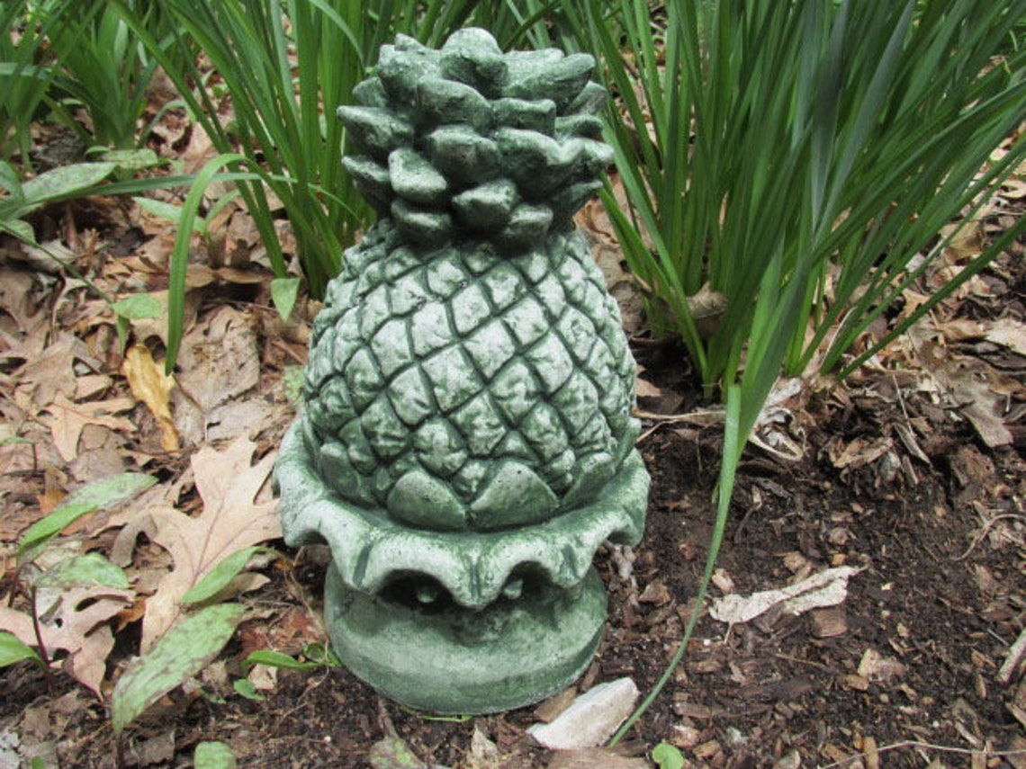 11 Tall Cement Pineapple Fountain Topper Top Finial Etsy