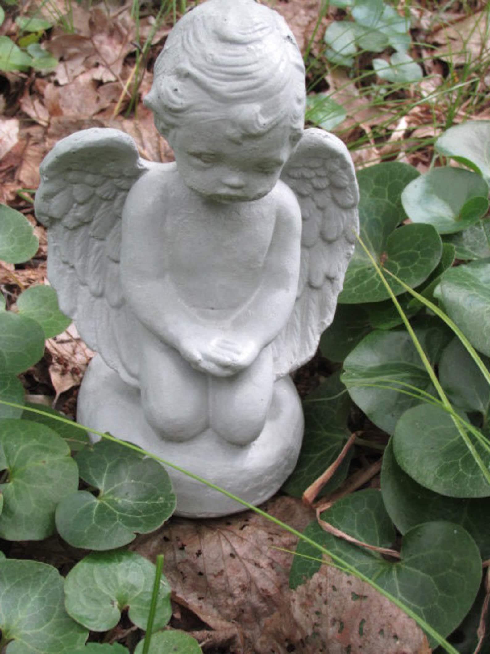 Cement Angel Hope Statue, 8 Garden Art of Concrete, so Beautiful and