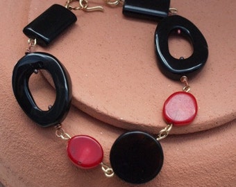 Black and Red, Onyx and Coral Gemstone Bracelet