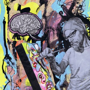 Puede incluir: Una pintura abstracta colorida con un cerebro en una burbuja de pensamiento, una persona pintando un panel de madera con múltiples caras, y un fondo amarillo, azul y negro.