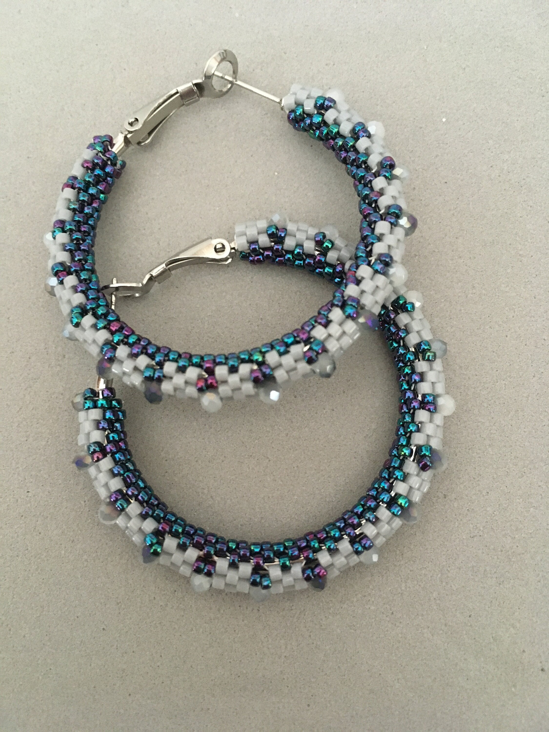 【Mikshimai】FROOT HOOP EARRING Fonda Stripe on Cream Hoop Earrings Multicolor Wholesale