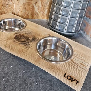Rustic Pet Bowl – Handmade Dog or Cat Feeder from Reclaimed Barn Wood – Unique Wooden Pet Dish
