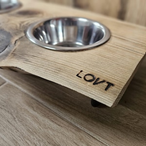 Rustic Pet Bowl – Handmade Dog or Cat Feeder from Reclaimed Barn Wood – Unique Wooden Pet Dish