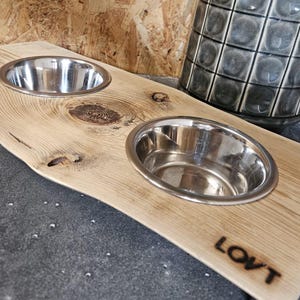 Rustic Pet Bowl – Handmade Dog or Cat Feeder from Reclaimed Barn Wood – Unique Wooden Pet Dish