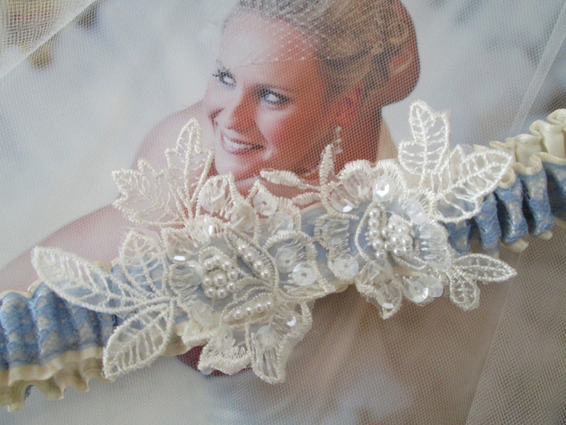 Vintage Style Garter w Pearls Ivory Rose Lace Garter Bridal Blue Garter Something Blue WEDDING Garter Set