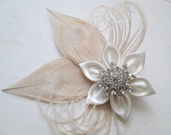 Ivory Bridal Hair Fascinator, Ivory Peacock Bridal Head Piece w/ Snowflake, Christmas- December Bride, Rustic Bridal Blusher Veil