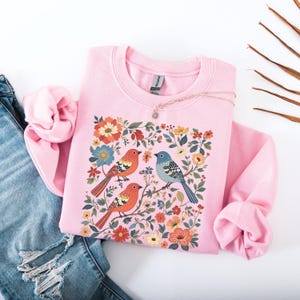 Birds Sweatshirt For Woman V Neck T-shirt Best Seller Tshirts For Her Tshirt Girls Gift For Mom Tee Shirts Trending Animal Lover Tee Flower