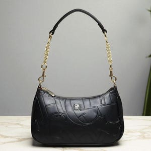 Women’s Luxury Bent Moon Shoulder Bag | Large Capacity Fashion Handbag | Simple Crossbody Purse | Structured Partition Tote for Daily Use