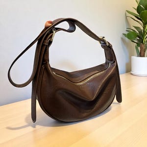 Vintage Crescent Shoulder Bag | Soft PU Leather Half Moon Purse | Minimalist Designer Crossbody Bag | Adjustable Strap | Gift for Her | Bag