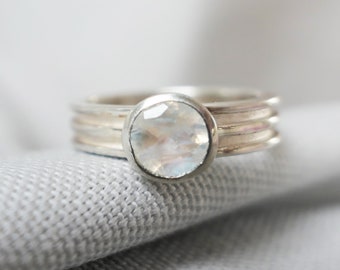 Moonstone Ring with Grooved Band in Sterling Silver, Contemporary Moonstone Ring, Modern Moonstone Ring