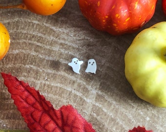 Ghost Studs, Halloween Earrings,  Ghoulish Earrings, Novelty Stud Earrings,  Halloween Jewelry, Casper The Friendly Ghost, Sterling Silver