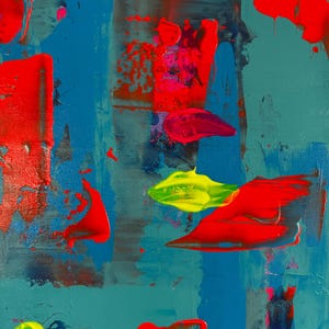 Puede incluir: Pintura abstracta acr&iacute;lica con un fondo azul verdoso y azul. Atrevidos trazos de pintura roja, amarilla y rosa crean una composici&oacute;n din&aacute;mica. La obra de arte presenta una superficie texturizada, mostrando la expresiva pincelada del artista.