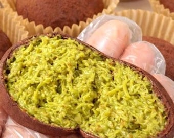 Artisan Dubai Chewy Cookie with Ice Pack – More Pistachio Filling, Handmade, Not Overly Sweet, Premium Cocoa