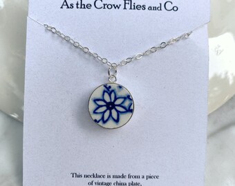 Simple modern art - blue nortic flower broken china necklace