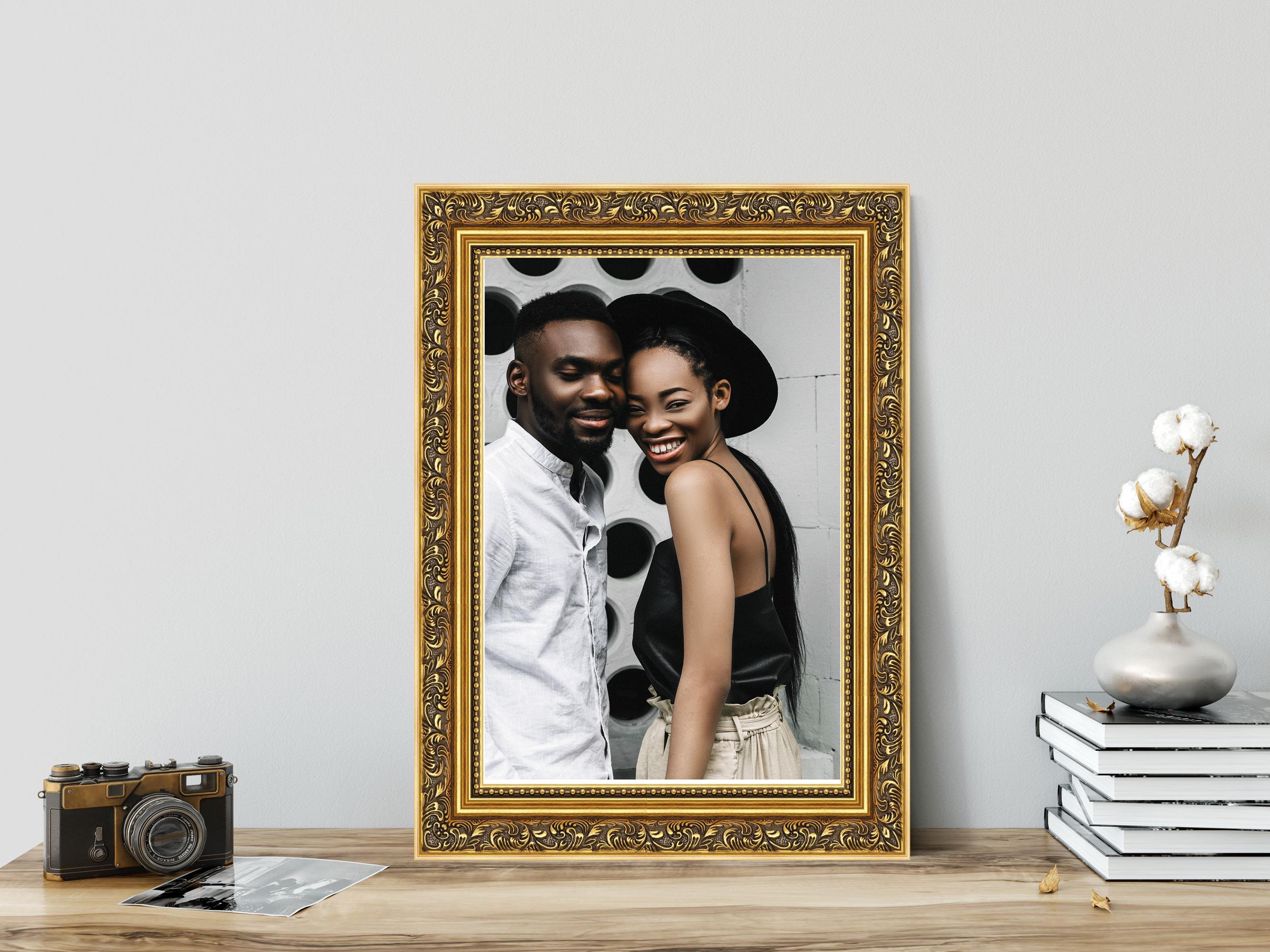 バロック様式の装飾的な額縁：シャビーシックなゴールド/シルバー