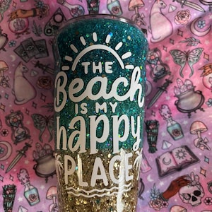 The Beach is my Happy Place ~ Glitter epoxybeker ~ Epoxybeker ~ 20 oz. Beker ~ 30 oz. Beker ~ Bekers op maat ~ Cadeau-ideeën