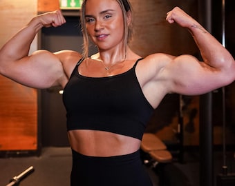 Melinda Lindmark Fitness Bust – Female Bodybuilder STL File for 3D Printing