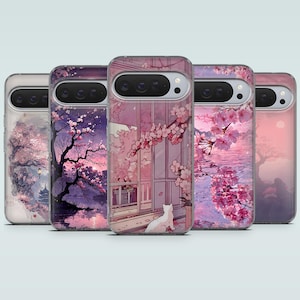 Può includere: Una collezione di cinque custodie per telefoni con opere d'arte di ispirazione giapponese. Ogni custodia presenta una scena diversa con fiori di ciliegio, riflessi sull'acqua e una pagoda. La tavolozza dei colori include rosa, viola e bianco.