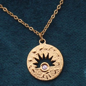 Sun Ray Medallion Necklace, Gold Sunburst Pendant, Radiant Talisman Necklace, Boho Celestial Jewelry, Sun Charm Necklace, Italian Handmade