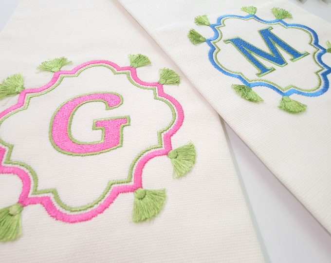 Personalized Gift Monogrammed Towel - Custom  Embroidered Hand Towel -  Initial Kitchen Towel Tea Towel Bath Towel