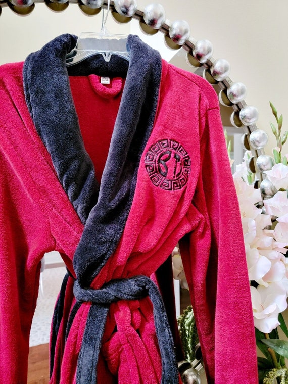 greek key bathrobe