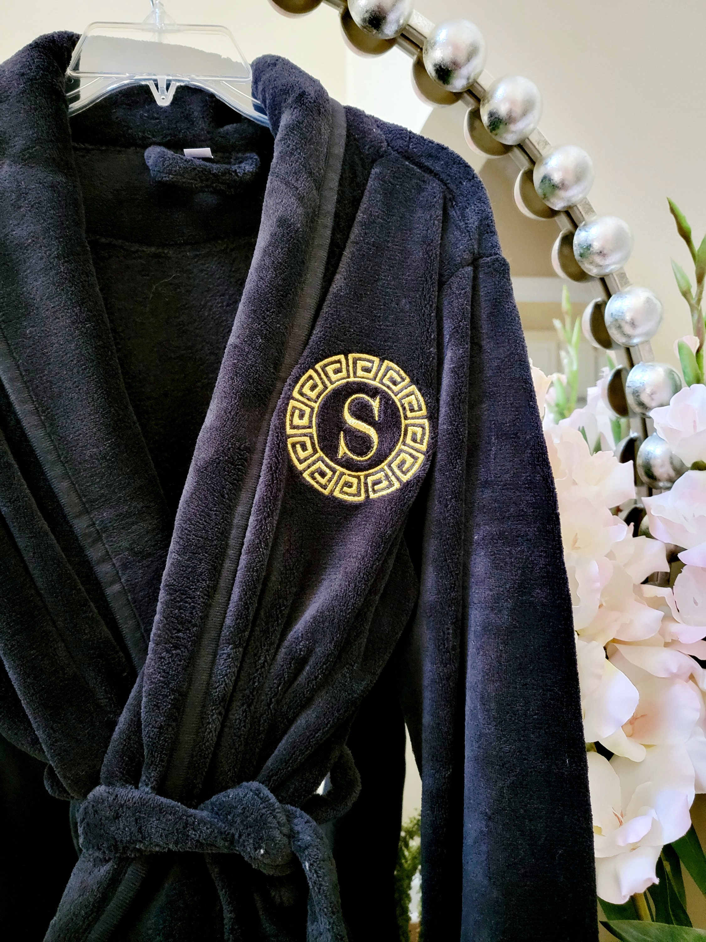 Personalized Men's Women's Plush Robe - Monogrammed Bathrobe With King ...