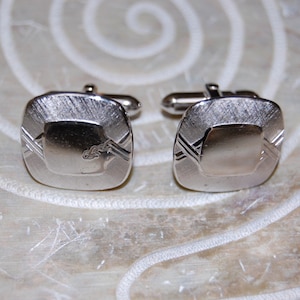 Vintage SWANK Silver Tone Cuff Links
