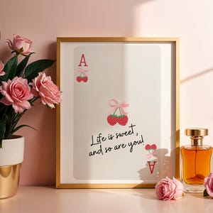 Cartes à jouer Art mural | Impression As de coeur | Nœud coquette tendance | La vie est douce | Poster fraise | Esthétique de l'appartement | Décoration de dortoir