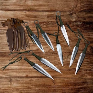 8 PCS Throwing Knife Set – Carbon Steel Blades with Paracord Handles & Leather Sheaths – Hand-Forged Outdoor Camping Knives
