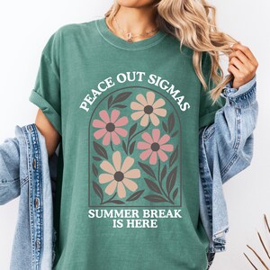 Funny Last Day Teacher Shirt, Peace Out Sigmas T-shirt, Gen Z Slang Tee, Skibidi Summer Shirt, Middle School Teacher Gift, End of School Tee