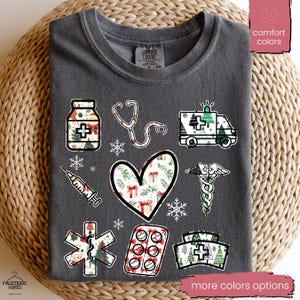Cardiologist Christmas tshirt, Let it Flow, Cardiac Nurse Christmas t-Shirt, Icu Nurse Xmas tee, Heart Surgeon Cardiology Holiday Shirt