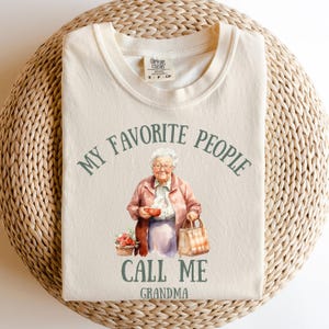 My Favorite People Call Me Grandma Shirt, Custom Grandma Tshirt, Personalized Grandma Shirt, Grandma Announcement, Gifts For Grandma Gift