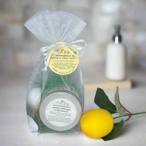 Bubbly Foot Soak