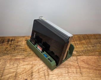 SSD/Smartphone Organizer with SD & Micro SD Card Holder – Compact Storage Organizer for Tech Enthusiasts and Photographers