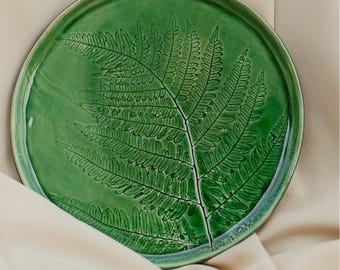 Rustic Green Ceramic Plates with Leaf Imprints Handmade Pottery Dinnerware Fern Plate Maple Leaf Kitchenware Ceramic Botanical Trinket Dish