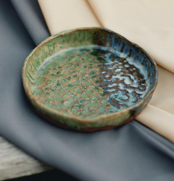 Platos de cerámica Wabi Sabi hechos a mano: cuenco de cerámica - Main Image