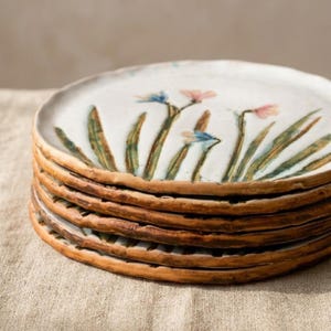 Plato de cerámica floral, cerámica pintada a mano con diseño de campanillas de invierno, platos de ensalada o postre de 20 cm, regalo de boda, regalo para anfitriona