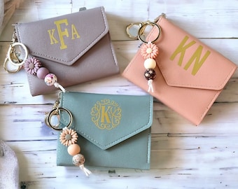 Monogrammed Wallet Keychain, Bridesmaid Gift, Trifold Wallet for Her, Personalized Money Holder, New Driver Gift, Birthday Gift For her