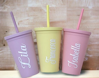 Bridesmaid Tumbler, Girls Beach Trip Gift, Personalized Bachelorette Tumblers, Personalized Bridal Shower Gifts, Pool Party Gift, Tumbler